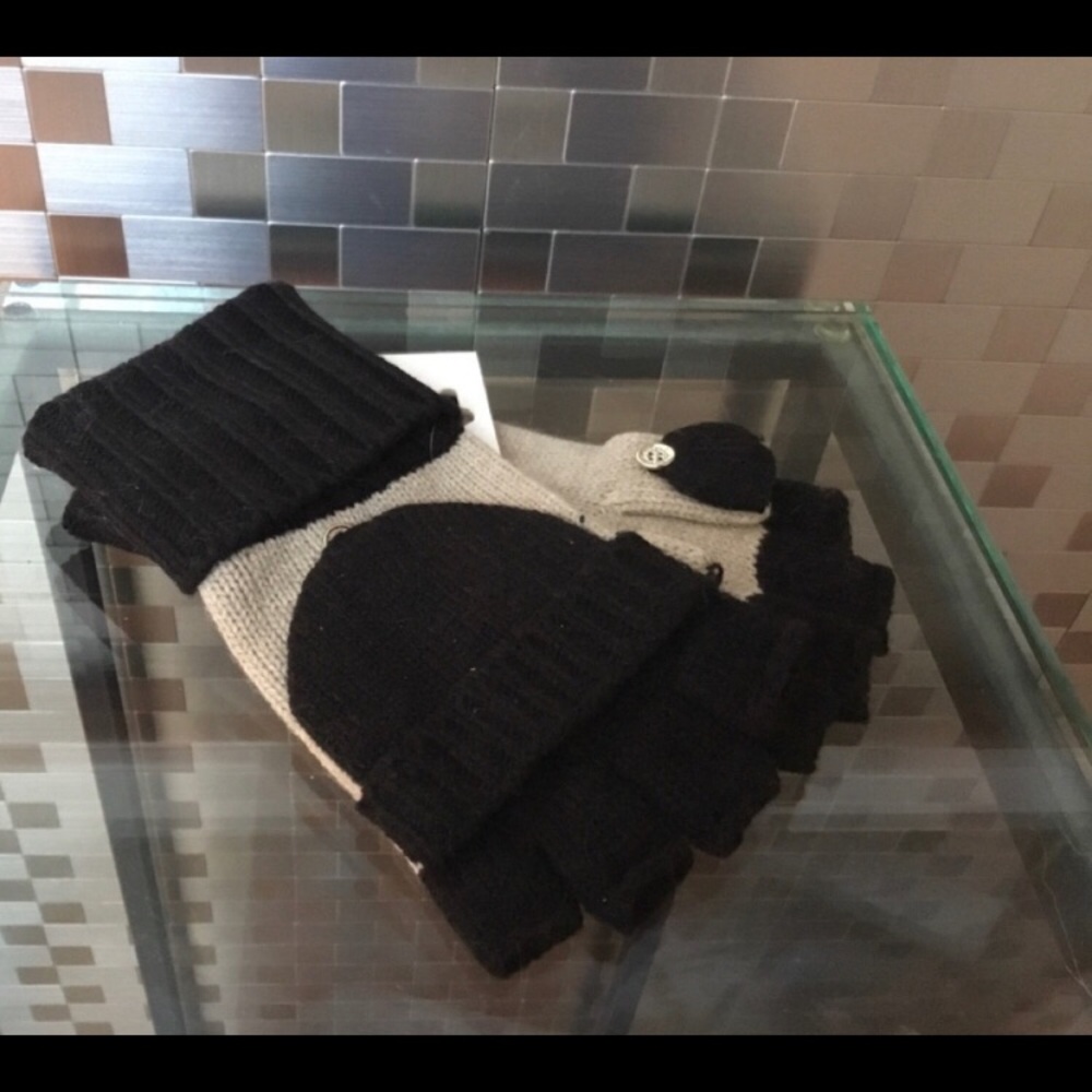 Calvin Klein Fingerless gloves convertible